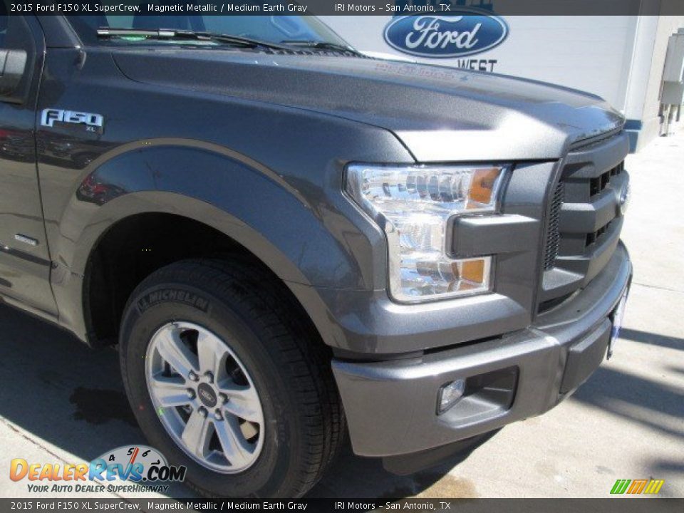 2015 Ford F150 XL SuperCrew Magnetic Metallic / Medium Earth Gray Photo #2
