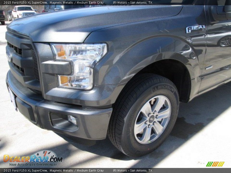 2015 Ford F150 XL SuperCrew Magnetic Metallic / Medium Earth Gray Photo #7