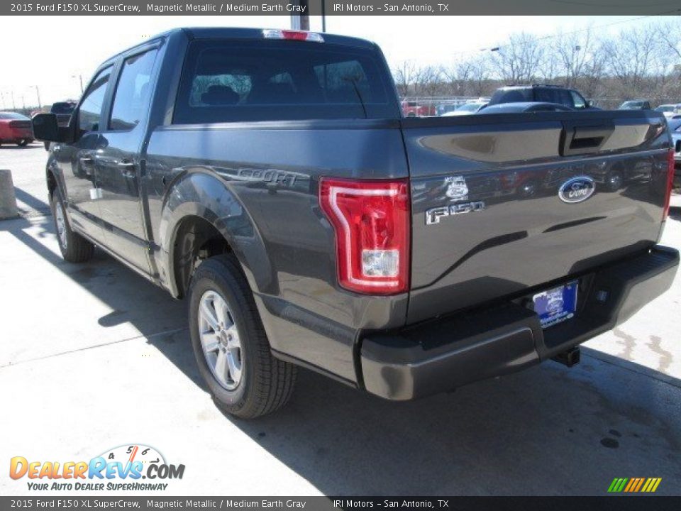 2015 Ford F150 XL SuperCrew Magnetic Metallic / Medium Earth Gray Photo #8