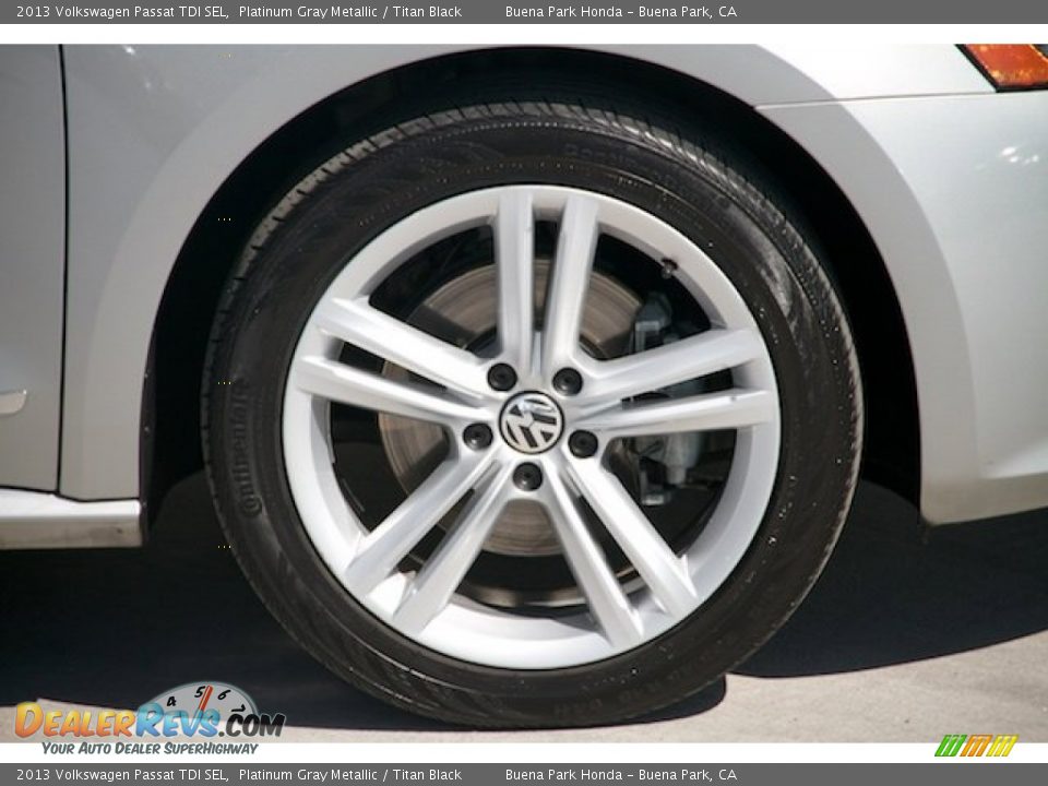 2013 Volkswagen Passat TDI SEL Platinum Gray Metallic / Titan Black Photo #30