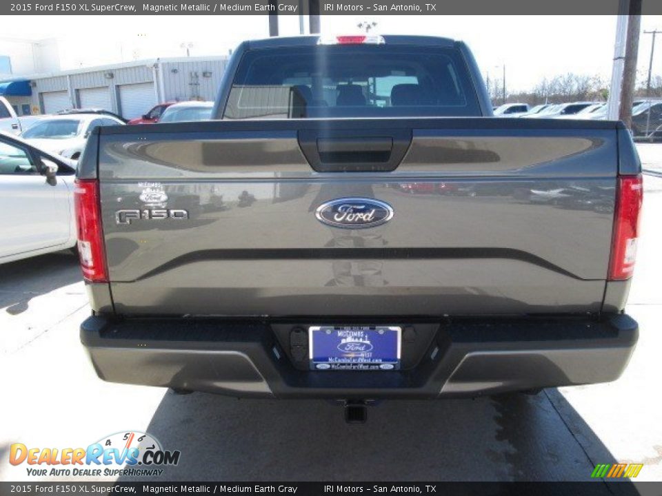 2015 Ford F150 XL SuperCrew Magnetic Metallic / Medium Earth Gray Photo #11