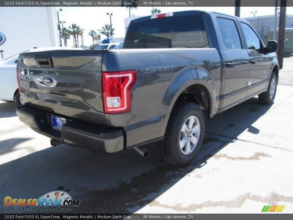 2015 Ford F150 XL SuperCrew Magnetic Metallic / Medium Earth Gray Photo #12