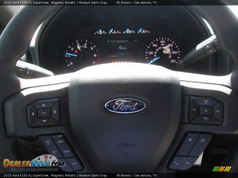 2015 Ford F150 XL SuperCrew Magnetic Metallic / Medium Earth Gray Photo #26