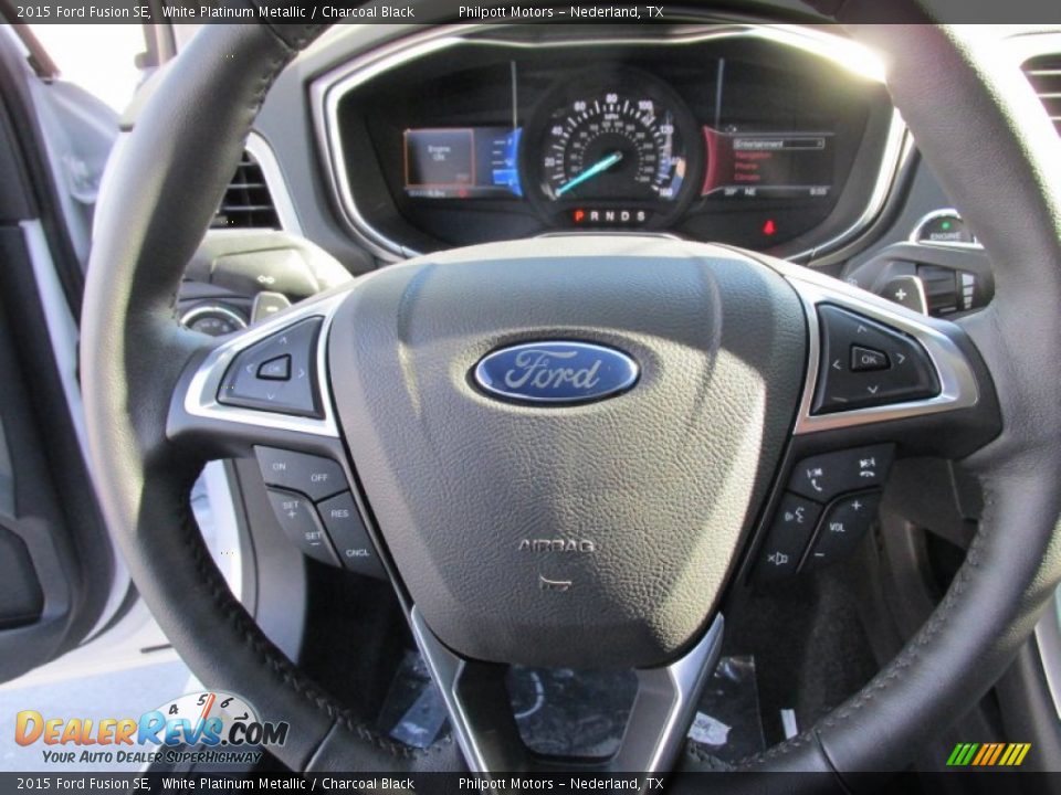 2015 Ford Fusion SE White Platinum Metallic / Charcoal Black Photo #29