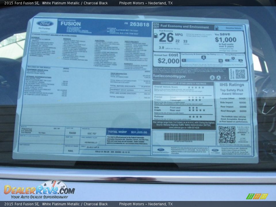 2015 Ford Fusion SE White Platinum Metallic / Charcoal Black Photo #32