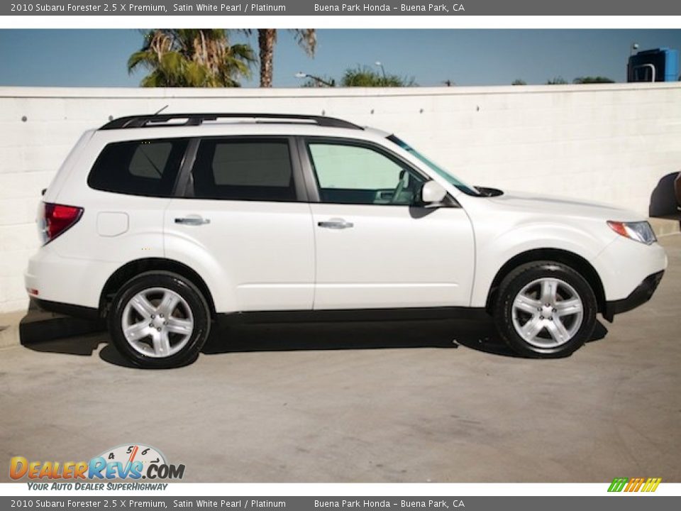 2010 Subaru Forester 2.5 X Premium Satin White Pearl / Platinum Photo #8