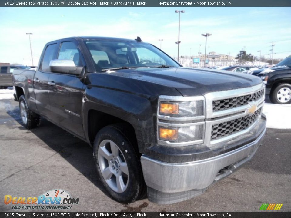 Front 3/4 View of 2015 Chevrolet Silverado 1500 WT Double Cab 4x4 Photo #7