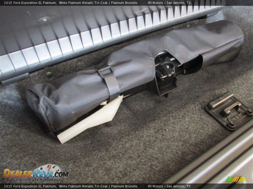 2015 Ford Expedition EL Platinum White Platinum Metallic Tri-Coat / Platinum Brunello Photo #13