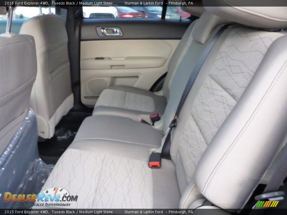 Rear Seat of 2015 Ford Explorer 4WD Photo #9