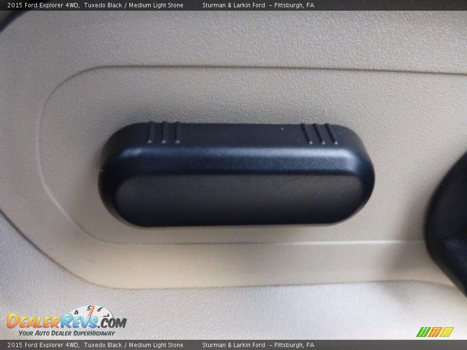 2015 Ford Explorer 4WD Tuxedo Black / Medium Light Stone Photo #13