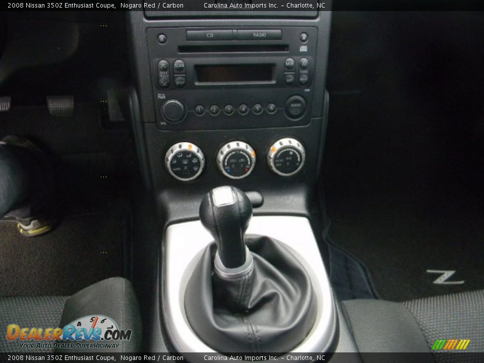 2008 Nissan 350Z Enthusiast Coupe Shifter Photo #15
