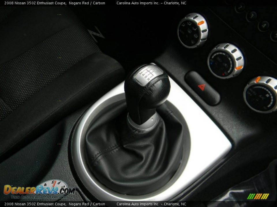 2008 Nissan 350Z Enthusiast Coupe Shifter Photo #16