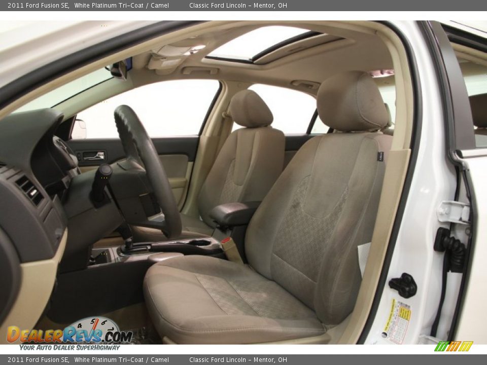 2011 Ford Fusion SE White Platinum Tri-Coat / Camel Photo #5