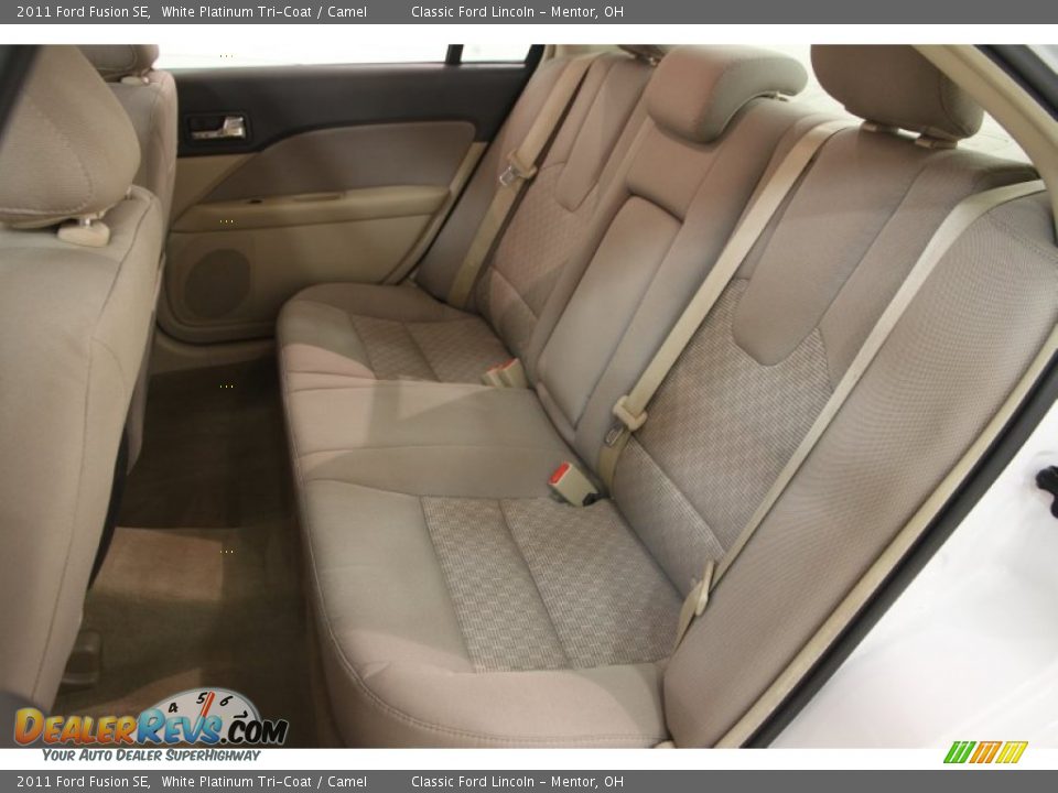 2011 Ford Fusion SE White Platinum Tri-Coat / Camel Photo #12