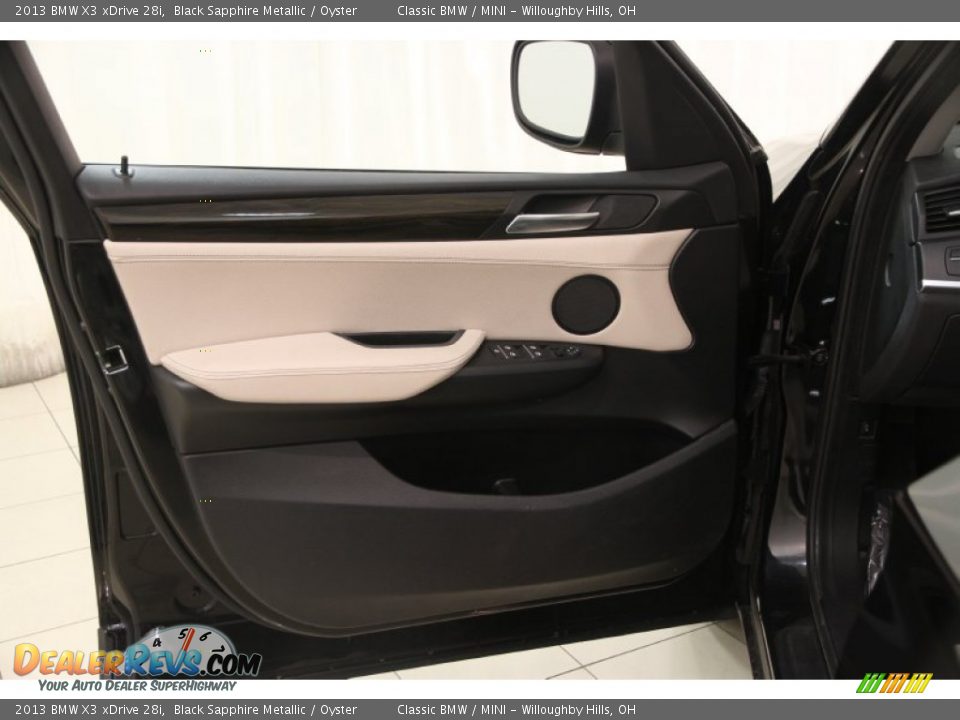 2013 BMW X3 xDrive 28i Black Sapphire Metallic / Oyster Photo #4