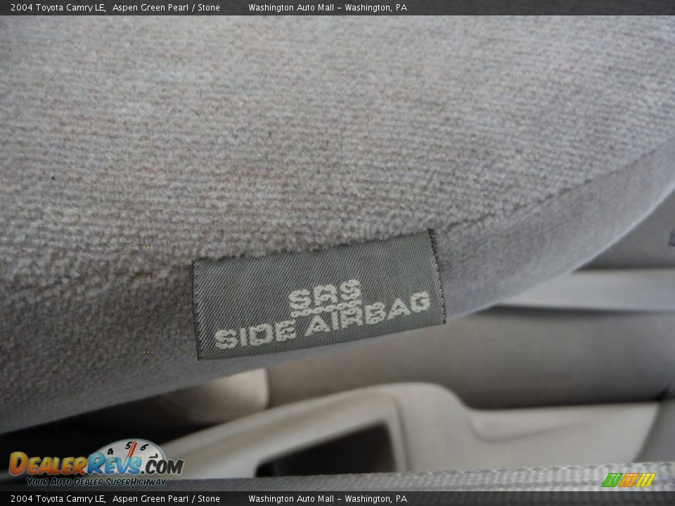2004 Toyota Camry LE Aspen Green Pearl / Stone Photo #14