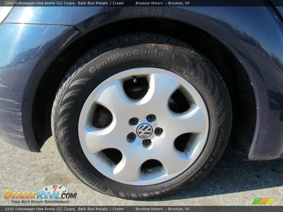 1999 Volkswagen New Beetle GLS Coupe Batik Blue Metallic / Cream Photo #31