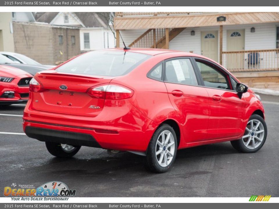 2015 Ford Fiesta SE Sedan Race Red / Charcoal Black Photo #2
