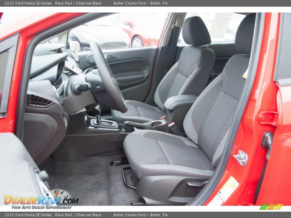 2015 Ford Fiesta SE Sedan Race Red / Charcoal Black Photo #6