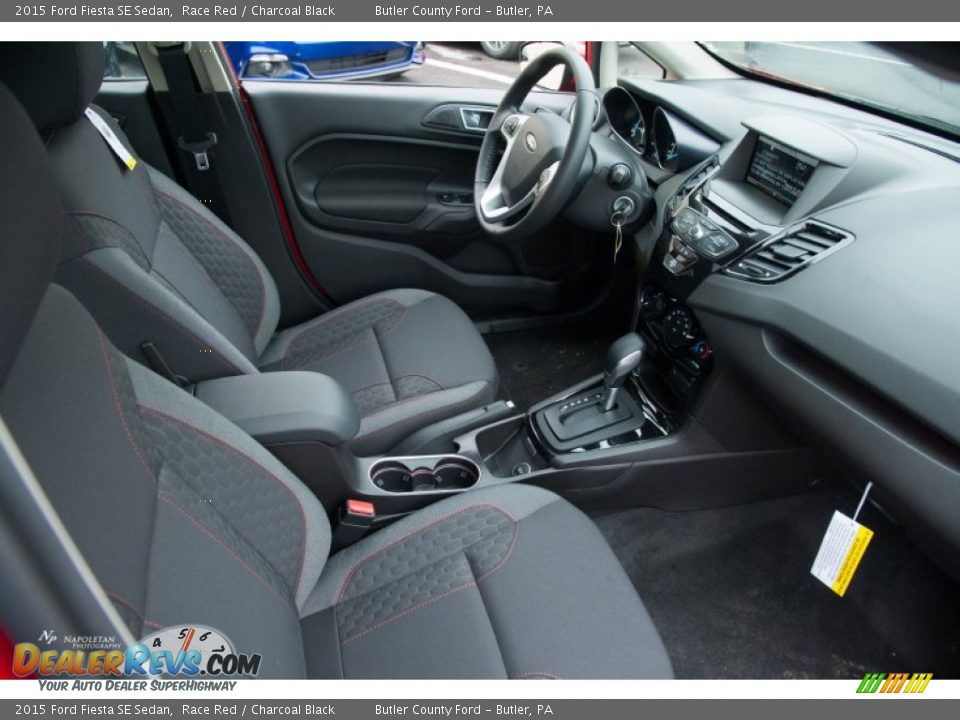 2015 Ford Fiesta SE Sedan Race Red / Charcoal Black Photo #7