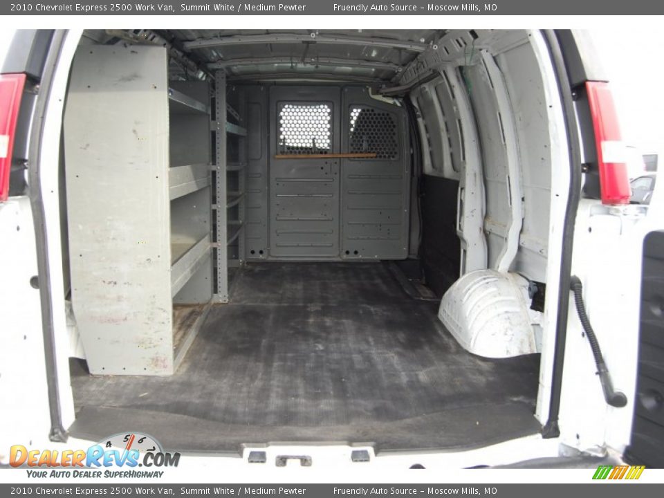 2010 Chevrolet Express 2500 Work Van Summit White / Medium Pewter Photo #8