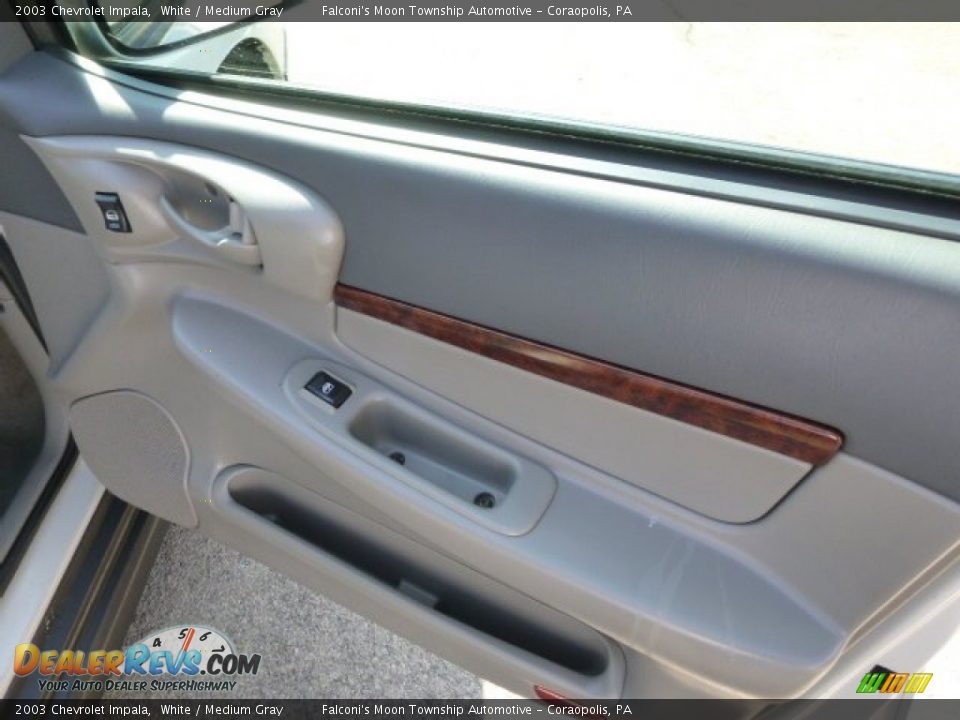 2003 Chevrolet Impala White / Medium Gray Photo #12
