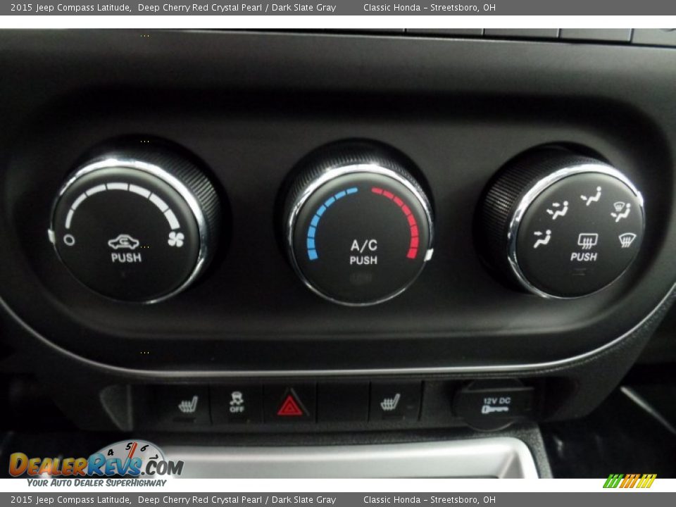 Controls of 2015 Jeep Compass Latitude Photo #28