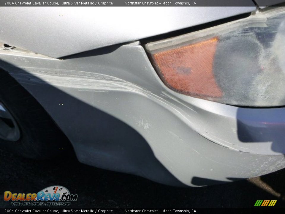 2004 Chevrolet Cavalier Coupe Ultra Silver Metallic / Graphite Photo #6