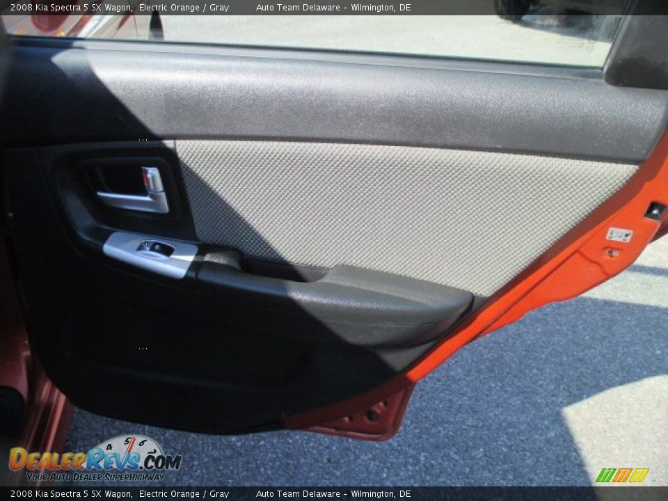 2008 Kia Spectra 5 SX Wagon Electric Orange / Gray Photo #24