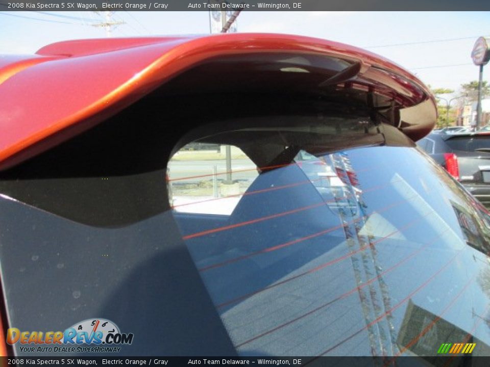2008 Kia Spectra 5 SX Wagon Electric Orange / Gray Photo #26