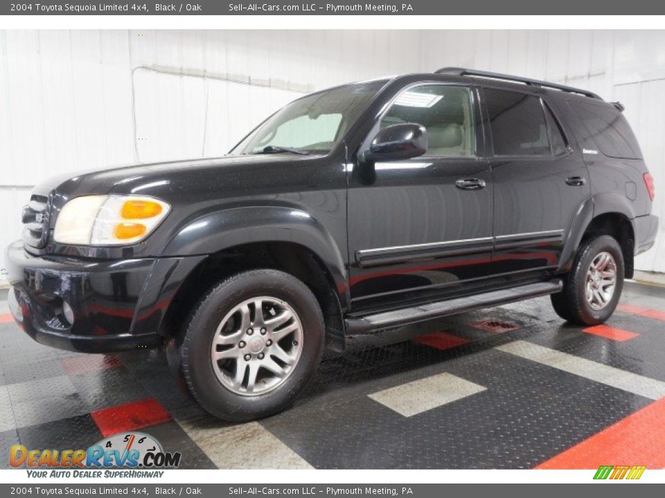 2004 Toyota Sequoia Limited 4x4 Black / Oak Photo #2