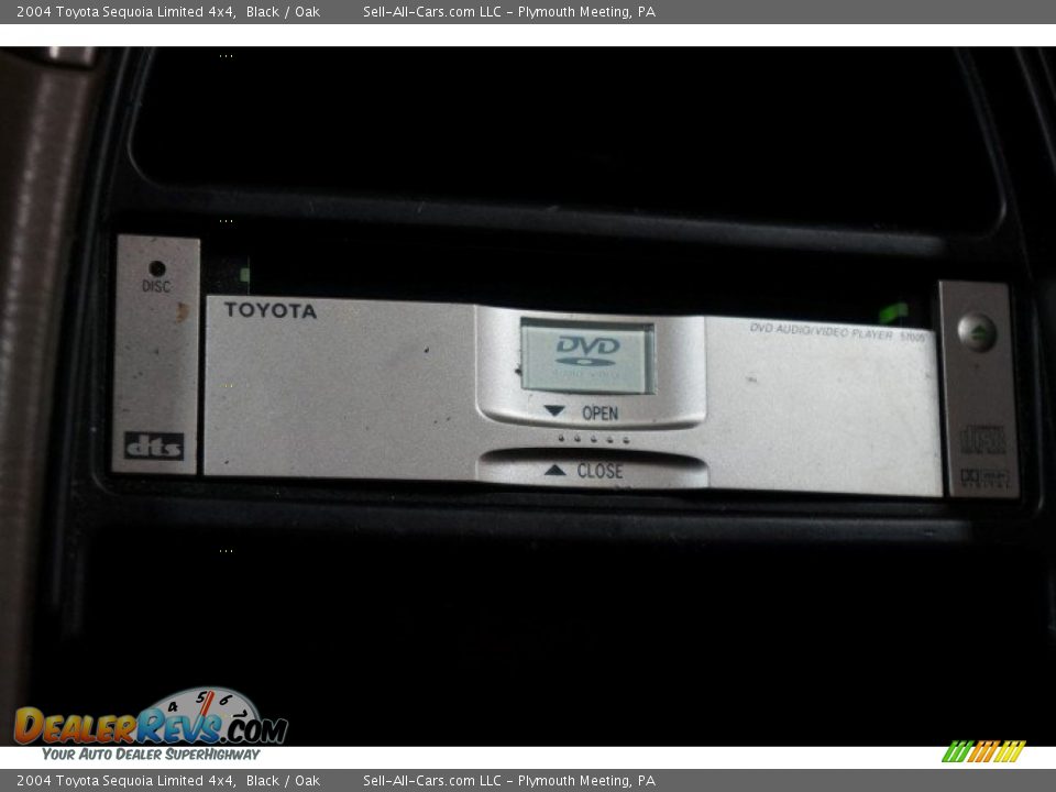 2004 Toyota Sequoia Limited 4x4 Black / Oak Photo #34
