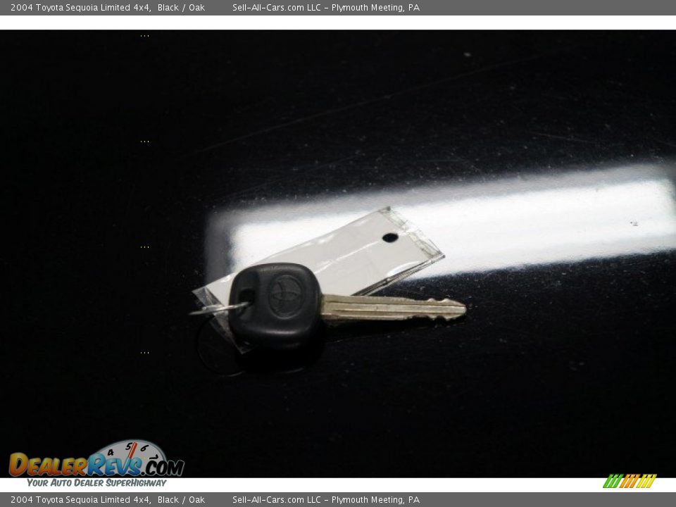 2004 Toyota Sequoia Limited 4x4 Black / Oak Photo #35