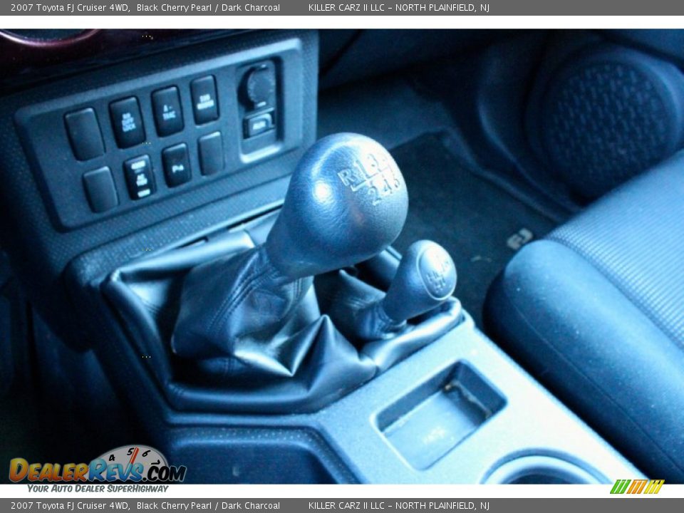 2007 Toyota FJ Cruiser 4WD Black Cherry Pearl / Dark Charcoal Photo #19