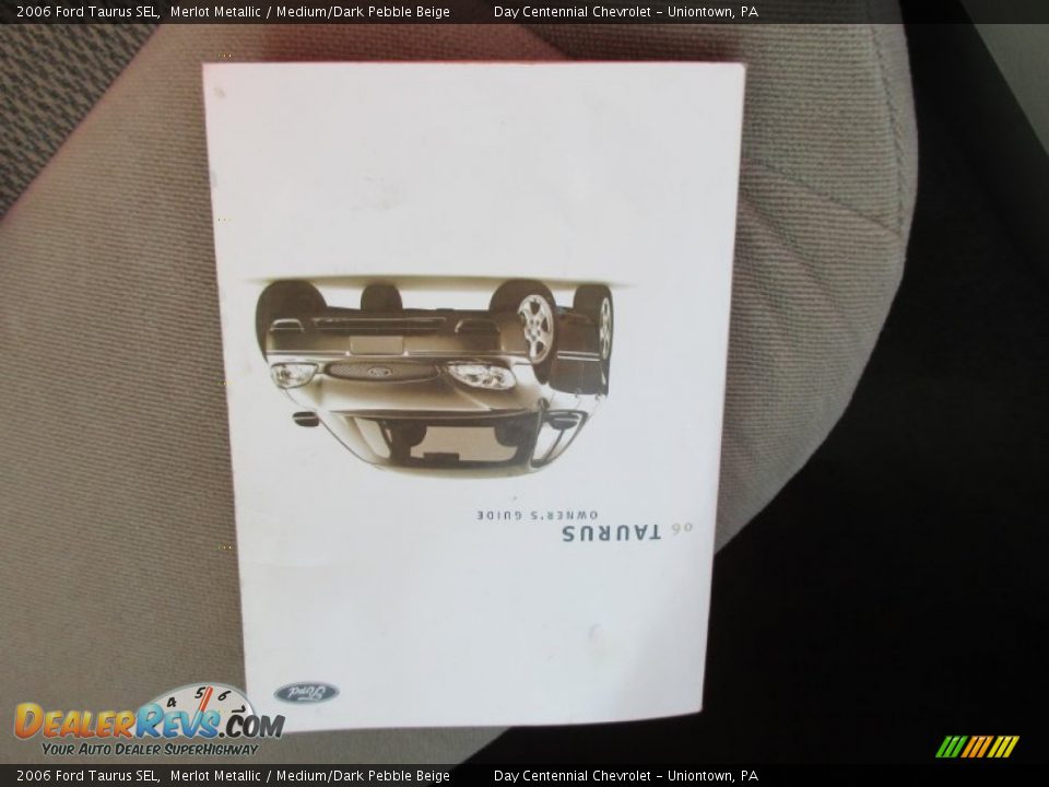 2006 Ford Taurus SEL Merlot Metallic / Medium/Dark Pebble Beige Photo #28