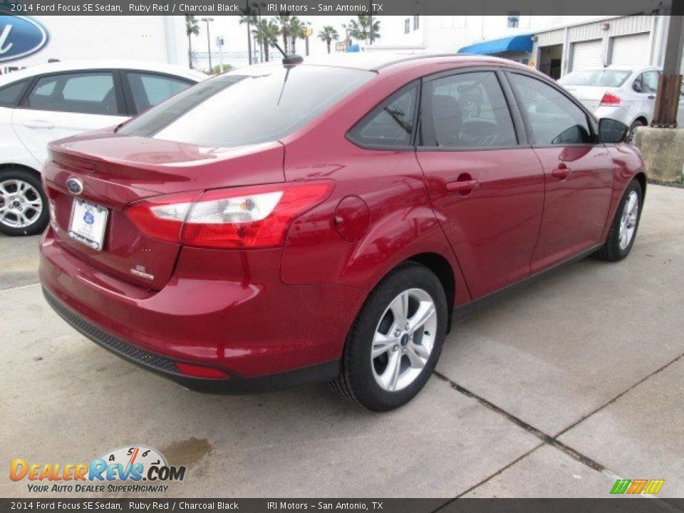 2014 Ford Focus SE Sedan Ruby Red / Charcoal Black Photo #8