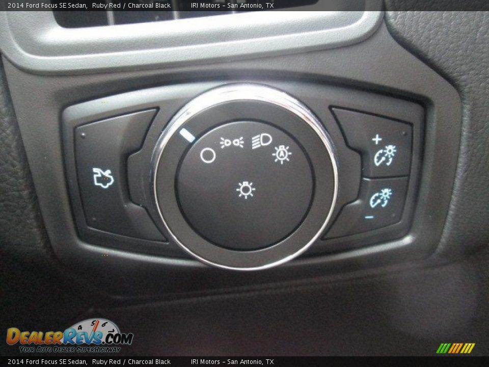 2014 Ford Focus SE Sedan Ruby Red / Charcoal Black Photo #14