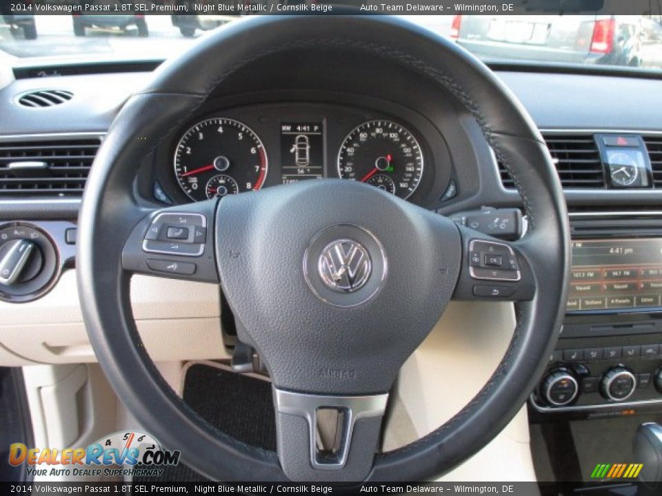 2014 Volkswagen Passat 1.8T SEL Premium Steering Wheel Photo #13
