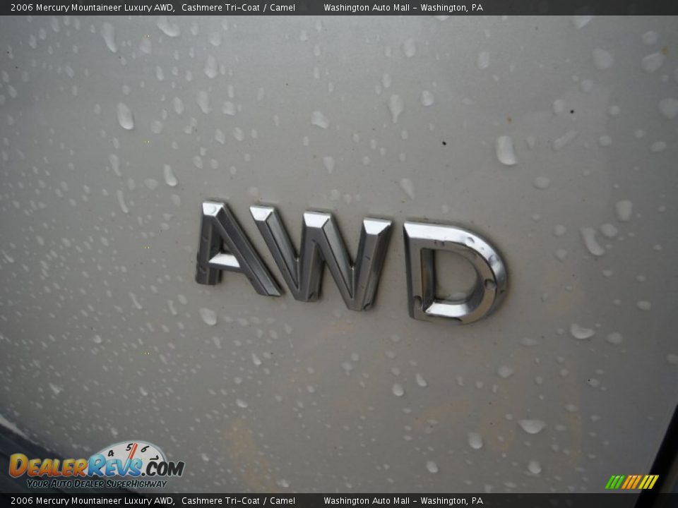 2006 Mercury Mountaineer Luxury AWD Cashmere Tri-Coat / Camel Photo #9