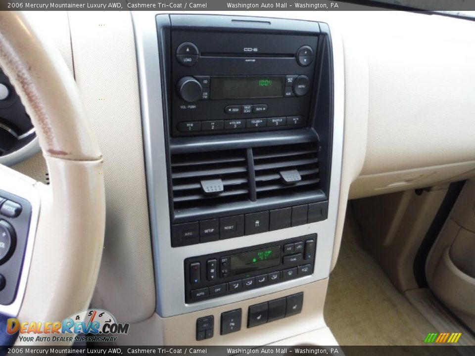 2006 Mercury Mountaineer Luxury AWD Cashmere Tri-Coat / Camel Photo #15