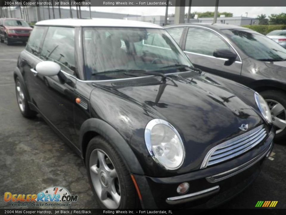2004 Mini Cooper Hardtop Jet Black / Red/Black Photo #2