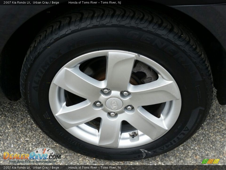 2007 Kia Rondo LX Urban Gray / Beige Photo #10