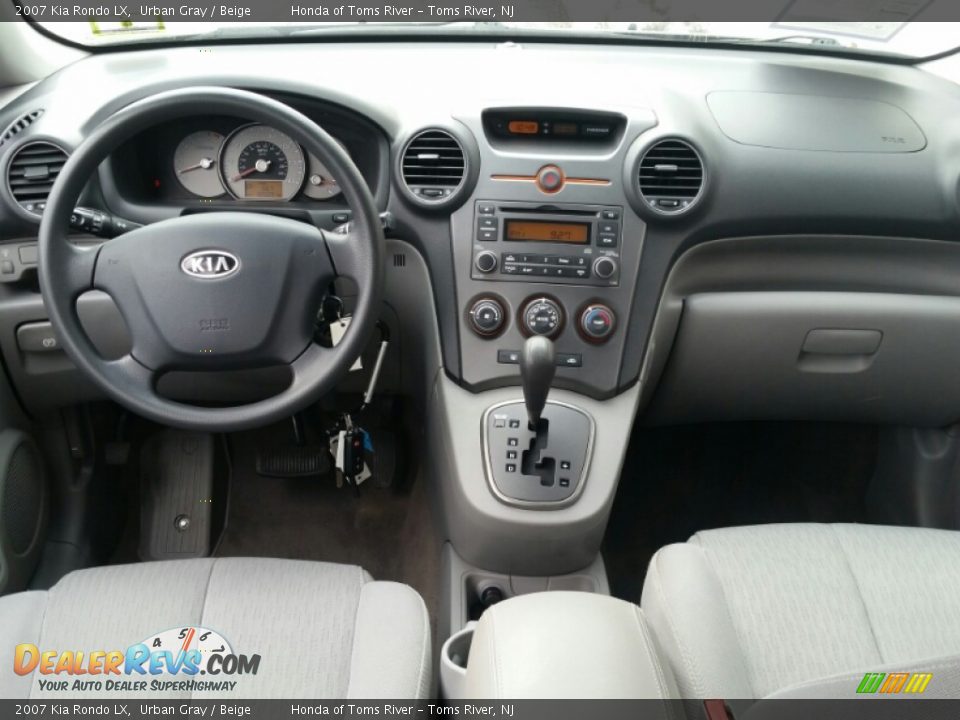 2007 Kia Rondo LX Urban Gray / Beige Photo #12