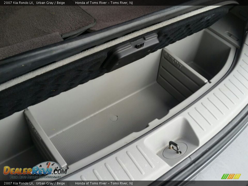 2007 Kia Rondo LX Urban Gray / Beige Photo #21