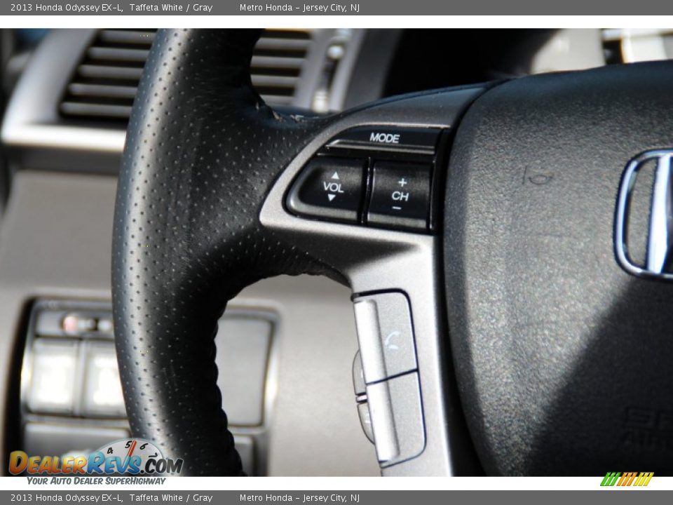 2013 Honda Odyssey EX-L Taffeta White / Gray Photo #18