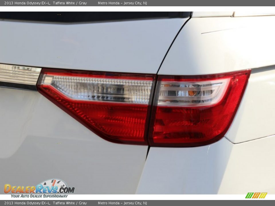 2013 Honda Odyssey EX-L Taffeta White / Gray Photo #23
