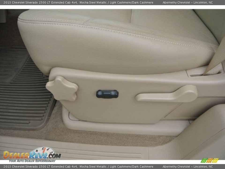 2013 Chevrolet Silverado 1500 LT Extended Cab 4x4 Mocha Steel Metallic / Light Cashmere/Dark Cashmere Photo #9