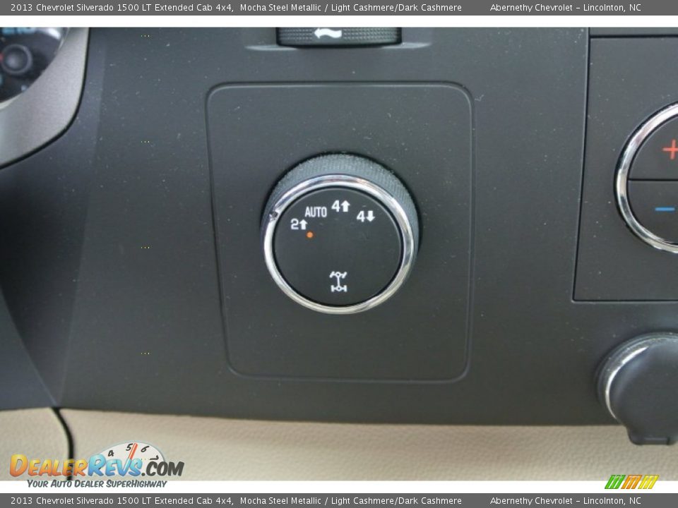 2013 Chevrolet Silverado 1500 LT Extended Cab 4x4 Mocha Steel Metallic / Light Cashmere/Dark Cashmere Photo #12