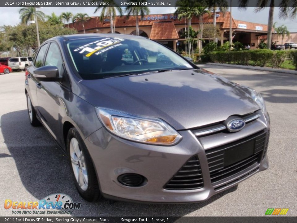 2014 Ford Focus SE Sedan Sterling Gray / Charcoal Black Photo #2