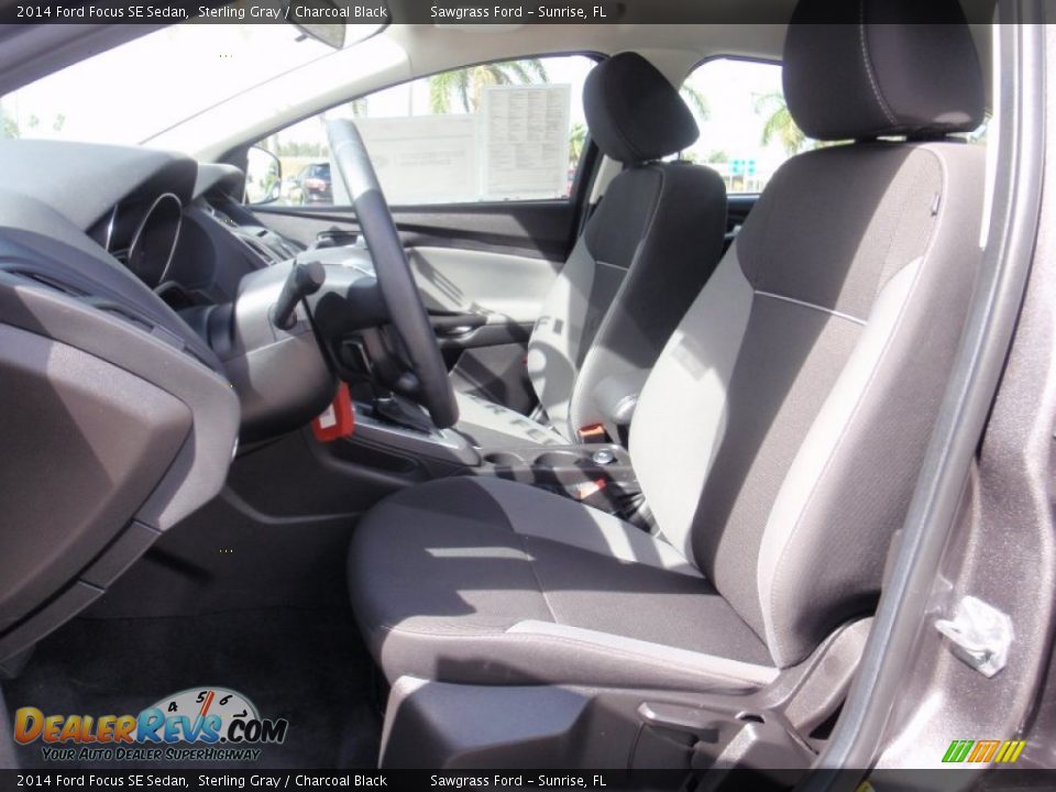 2014 Ford Focus SE Sedan Sterling Gray / Charcoal Black Photo #19